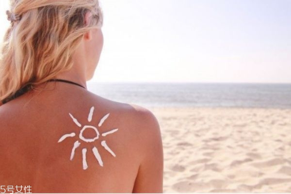 防曬霜spf45夏天夠用嗎 夏天防曬霜指數