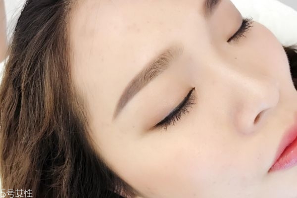 半永久后眉毛癢怎么辦 紋眉后眉毛發癢