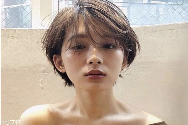 發際線高女生適合發型 發際線高女生發型圖片