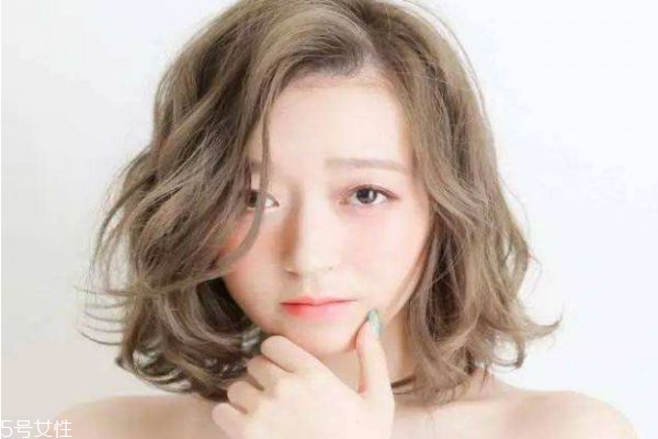 發際線高女生適合發型 發際線高女生發型圖片