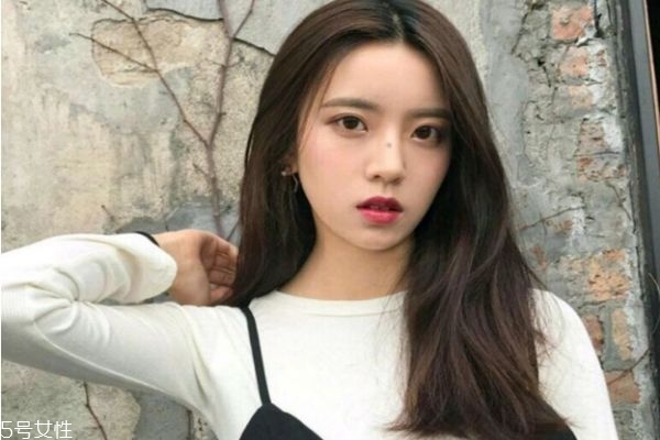 發際線高女生適合發型 發際線高女生發型圖片