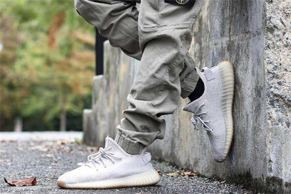 抽到yeezy什么時候去排隊 抽中yeezy可以不領嗎