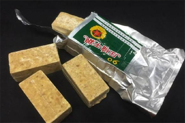 蘇打餅干可以減肥嗎 無糖蘇打餅干減肥可以吃嗎