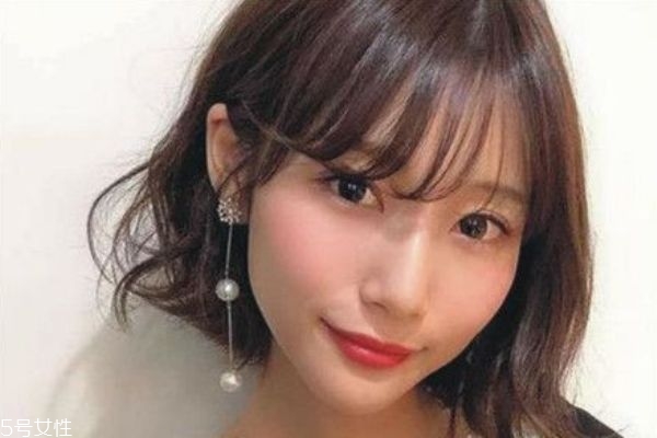 夏天適合染什么顏色 適合夏天染的頭發顏色