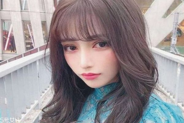 夏天適合染什么顏色 適合夏天染的頭發顏色