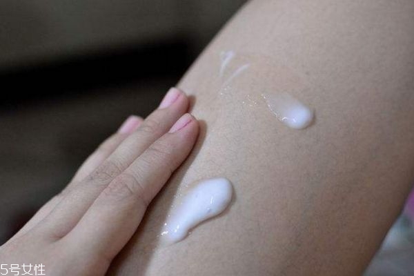 身體乳有什么好處呢 為什么要經常擦身體乳