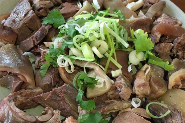 狗肉什么季節吃最好 狗肉適合什么季節吃