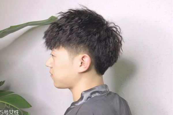頭發軟適合錫紙燙嗎 錫紙燙適合什么發質