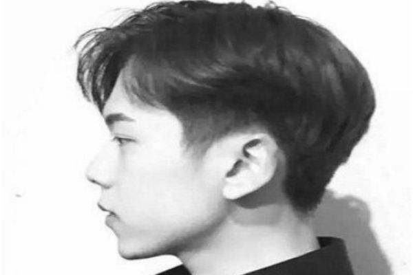 男生瓜子臉剪什么發型 男生剪什么發型好看圖