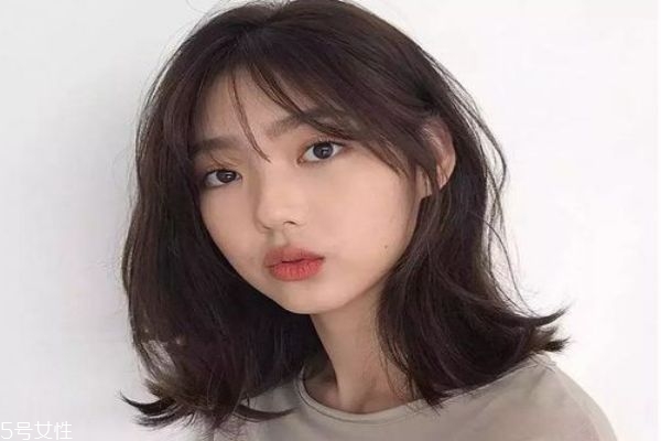 中長發配什么卷好看 好看的中長發卷發發型