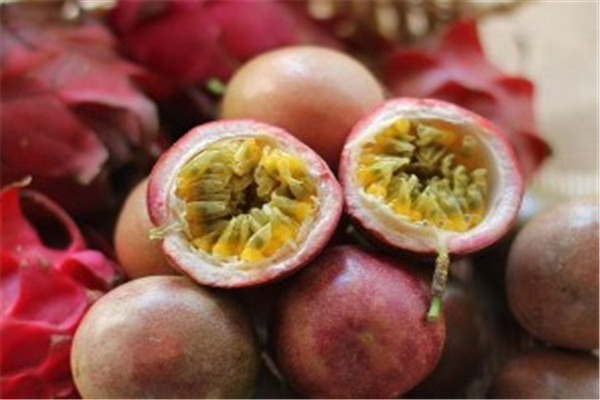 百香果外皮發霉還能吃嗎 百香果的好處