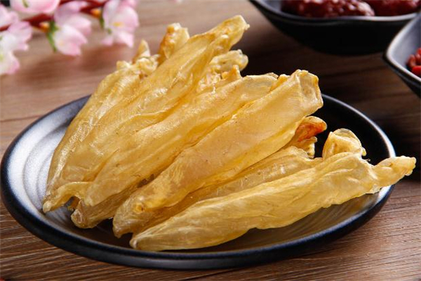 魚(yú)膠顏色深好還是淺好 正宗魚(yú)膠是什么顏色