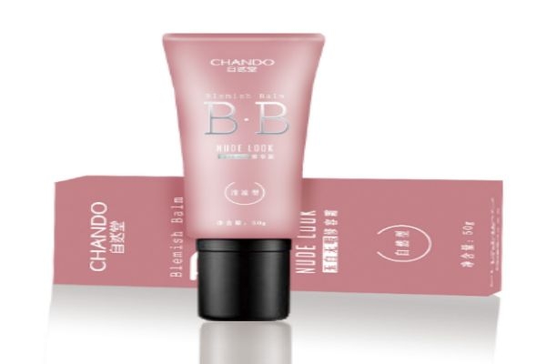 bb霜和cc霜的區別 bb霜的使用順序是什么呢