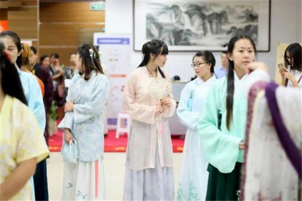 漢服臟了怎么洗 漢服的清洗以及保養