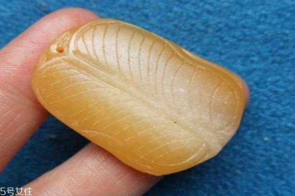 應該怎么挑選中華黃玉呢 中華黃玉的醫用價值是什么呢