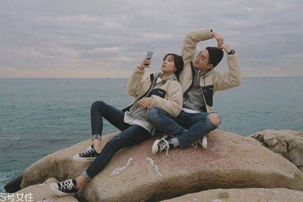 女生聊天敷衍你的表現 和女生聊天開場白怎么說