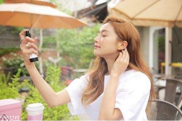 女人夏天怎么保養皮膚 夏季適合選擇什么護膚品
