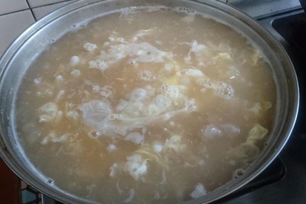 鮑魚怎么吃簡單又營養 餐桌上的美食