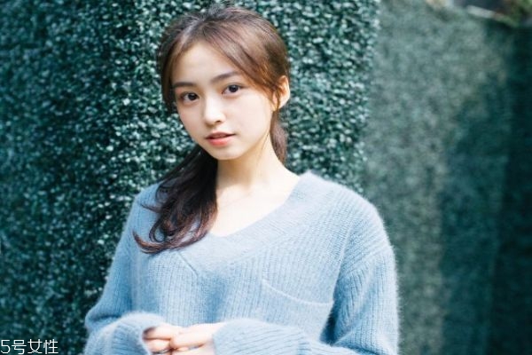 男生對你有好感的征兆 他開始對你動心的表現