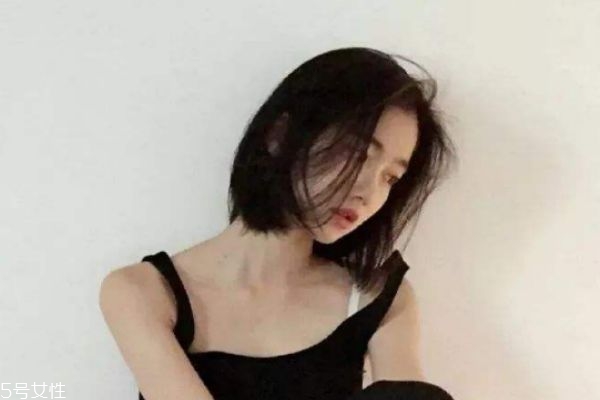 有劉海好看還是沒有劉海好看呢 應該怎么選擇發型呢