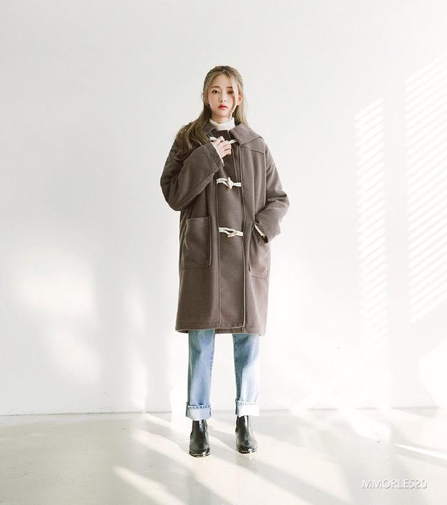 長款羽絨服內搭什么好看 越簡單越經典