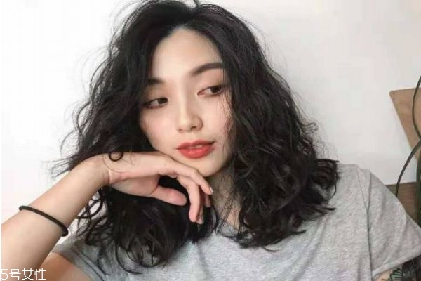 羊毛卷怎么卷 羊毛卷短發發型圖片