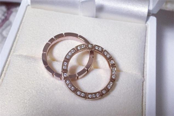 對戒和婚戒有什么區別 對戒和婚戒可以一起戴嗎