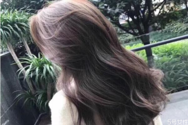 女生染什么顏色的頭發好看 今年好看的發色都在這