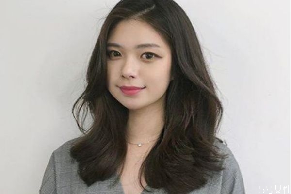 減齡的發型有哪些 什么發型最減齡