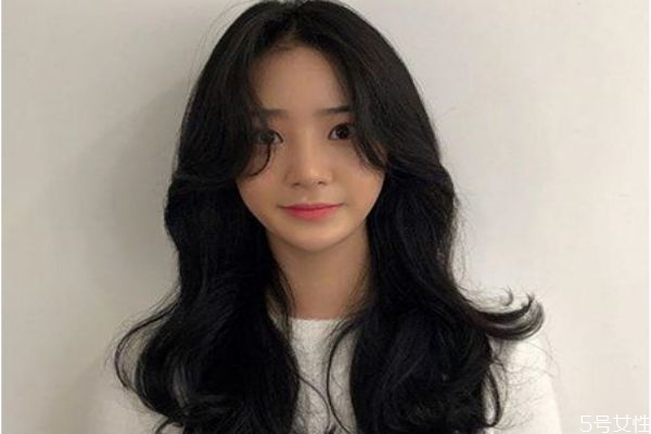 減齡的發型有哪些 什么發型最減齡