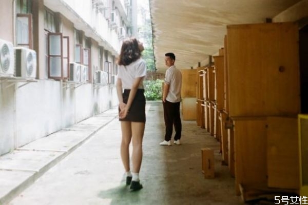 什么會引起男生吃醋 男人吃醋為什么不表現出來