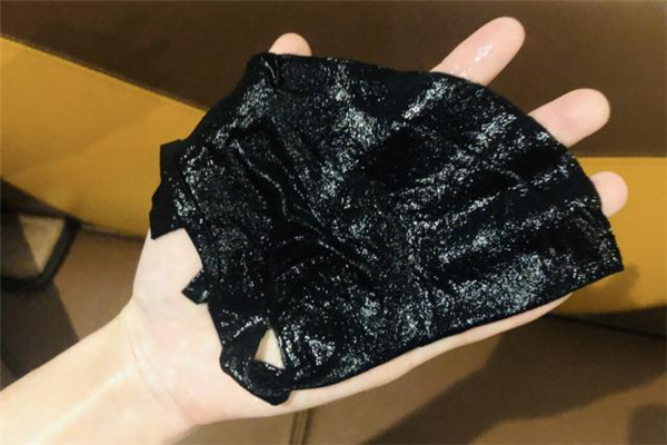 名膜壹號黑金面膜適合什么膚質 名膜壹號黑金面膜的用法