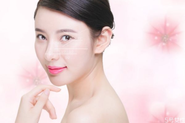 冬天做雙眼皮手術好嗎 冬天做雙眼皮好恢復么