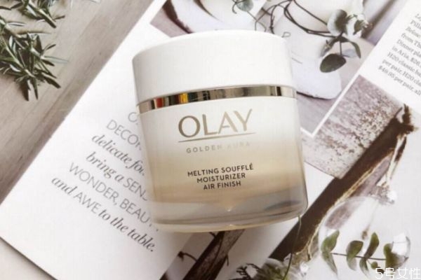 olay氣泡霜孕期能用嗎 olay氣泡霜和空氣霜有什么區別