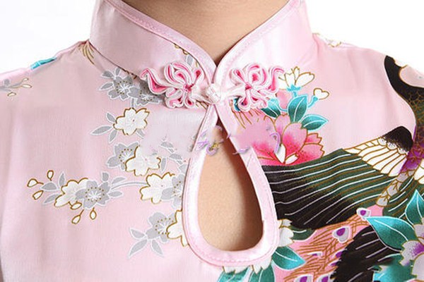 真絲服飾有哪些優缺點 真絲服飾怎么鑒別真假