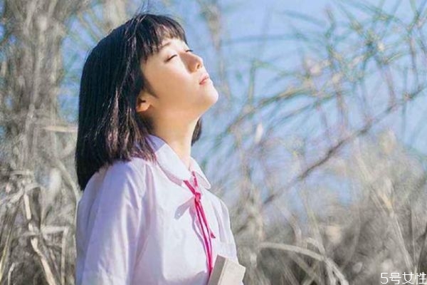 交往多久可以身體接觸 戀愛(ài)各階段的身體接觸