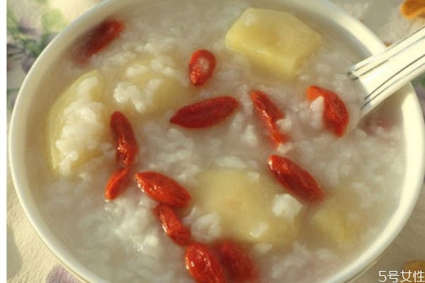枸杞粥怎么做好吃呢 枸杞粥有什么營養價值呢