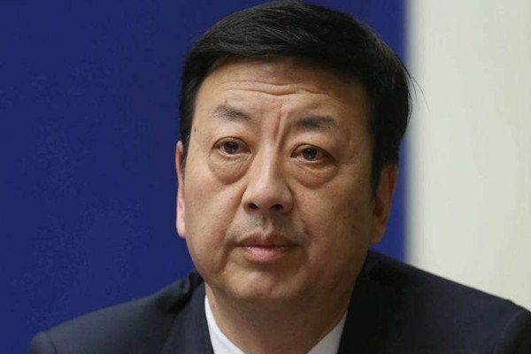 什么是懸針紋 如何預防懸針紋出現