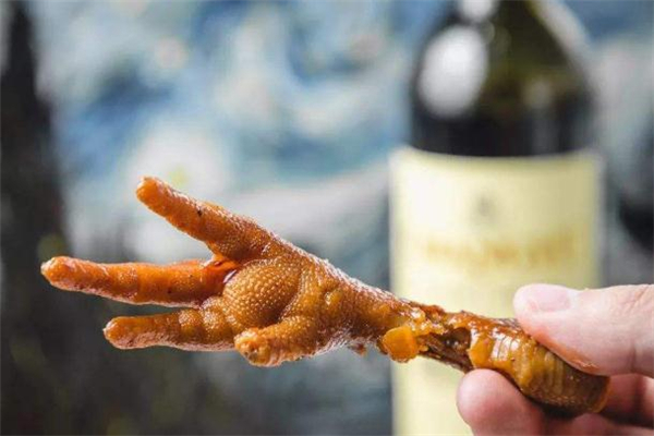 鹵雞爪是發物嗎 鹵雞爪是酸性食物還是堿性
