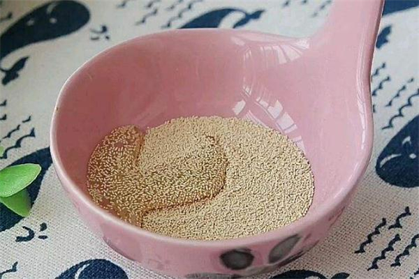 冬天酵母粉怎樣發面快 冬天酵母發面多長時間最好