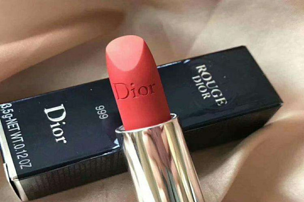 dior999啞光和滋潤包裝區別 迪奧999啞光和滋潤哪個好