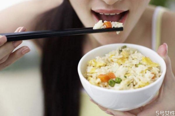 產后喝什么湯好 產后吃的食物有什么注意
