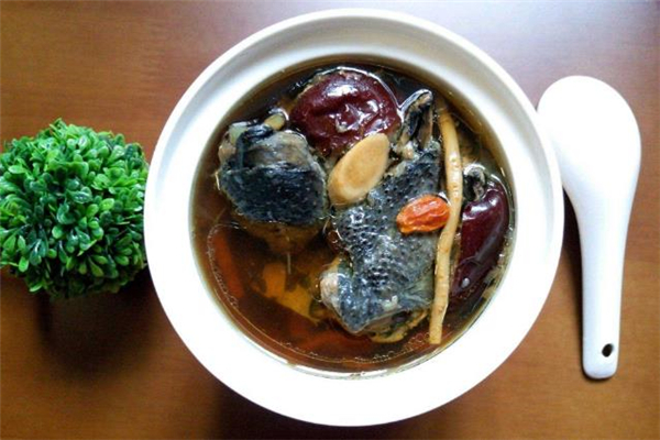 烏雞湯有苦味還能喝嗎 烏雞湯發苦怎么辦