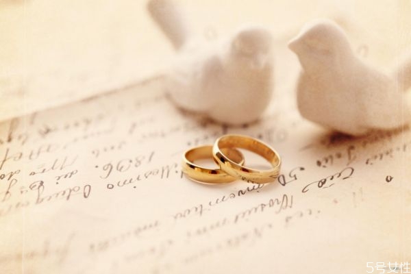 男方迎親的十二樣禮是什么 結婚十二禮分別是什么