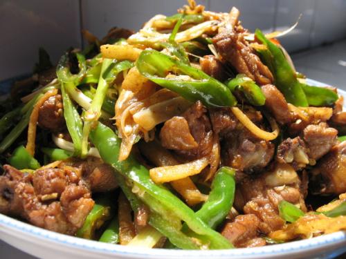 青椒鴨肉有什么營養 青椒鴨肉怎么做好吃