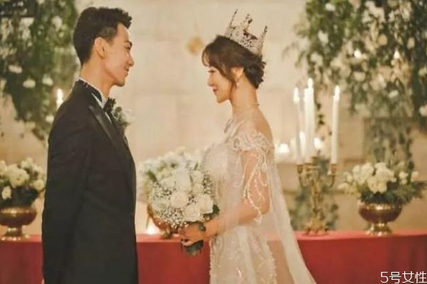 領證不辦婚禮叫什么 先辦酒席還是先領結(jié)婚證