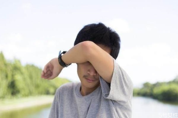 為什么男生那么喜歡冷戰 男人喜歡冷戰說明什么