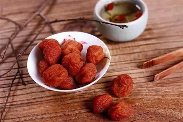 蜜餞和果脯的區別 蜜餞是怎么做出來的