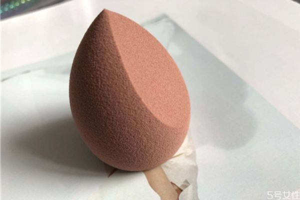 美妝蛋每次用完都要洗嗎 美妝蛋的使用誤區