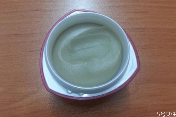 發泥和發蠟哪種好 定型用發蠟好還是發泥好